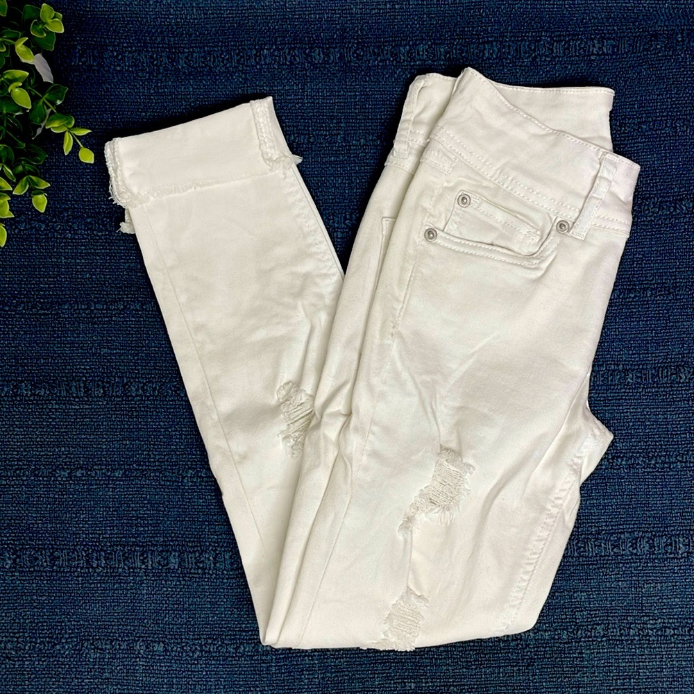 Ashley Mason | White | Stretch | Distressed | Ankle Crop | Skinny Jeans